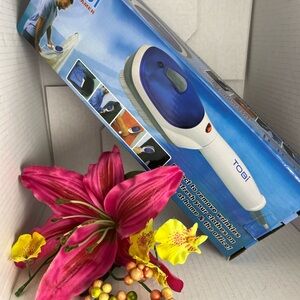 Tobi Blue and White Handheld Steamer